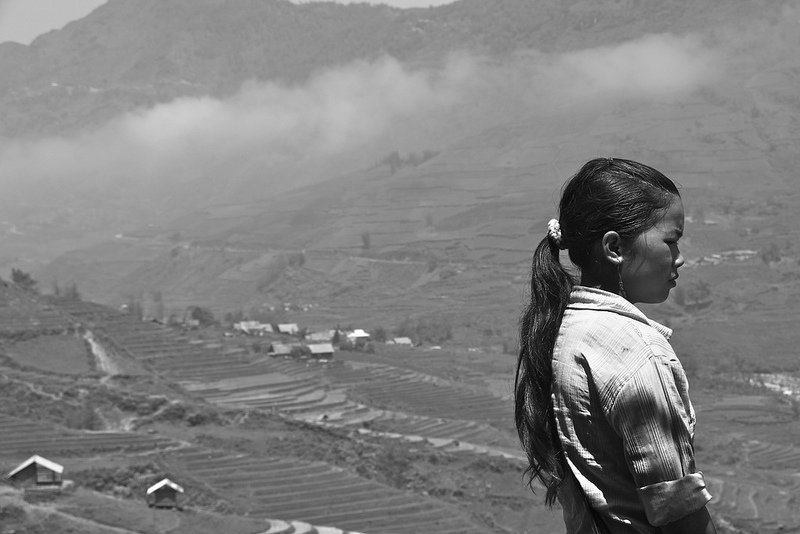 A Vietnamese woman looks over the terraces of Tavan and Sapa in northern Vietnam, site of a Chinese invasion in 1979. Source: Trilli bagus' flickr photostream, used under a creative commons license. 